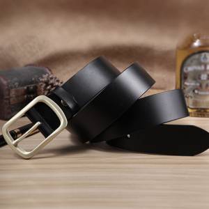 Как выбрать мужской ремень в подарок