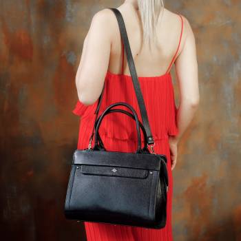 Женская кожаная сумка Darnley Black