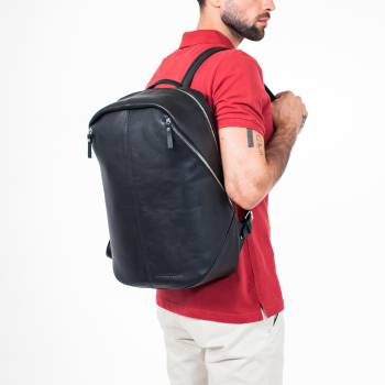 Кожаный рюкзак для ноутбука Pensford Black